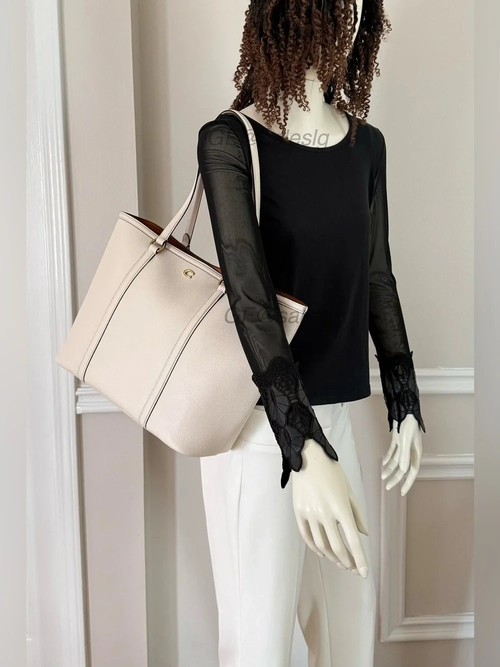 NWT Coach Legacy Tote CU056 chalk Fits 15
